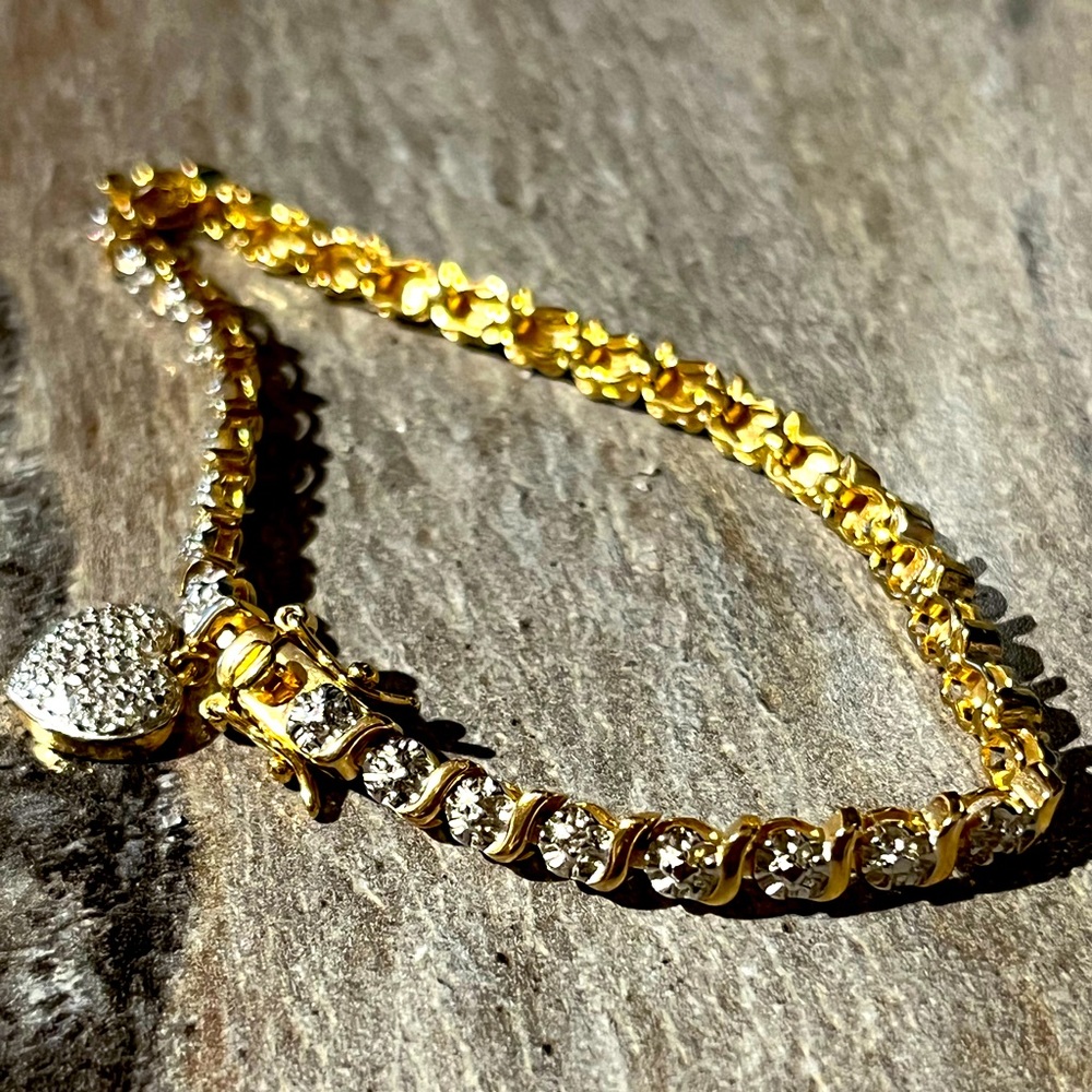 Bracelet with heart